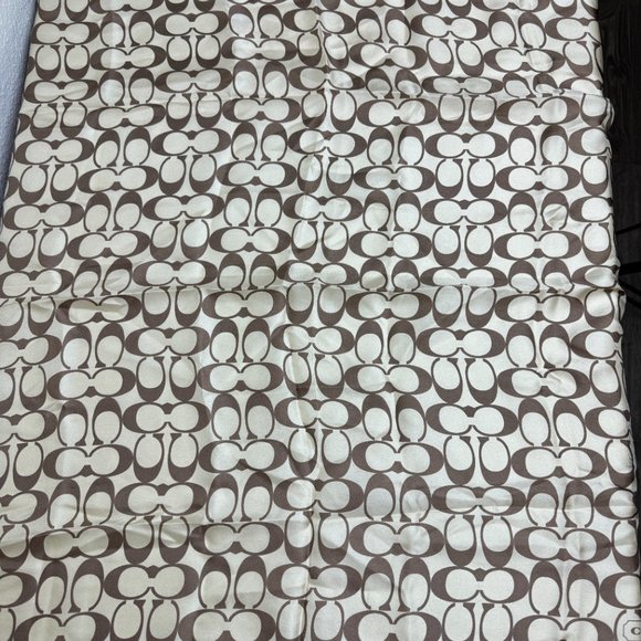 Coach logo scarf - Picture 6 of 6